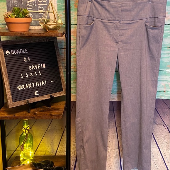 Ladies Dress Pant Capri size 14 or XL - Picture 3 of 6